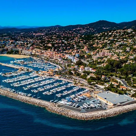 Tikayan Beau Sejour 2* Le Lavandou
